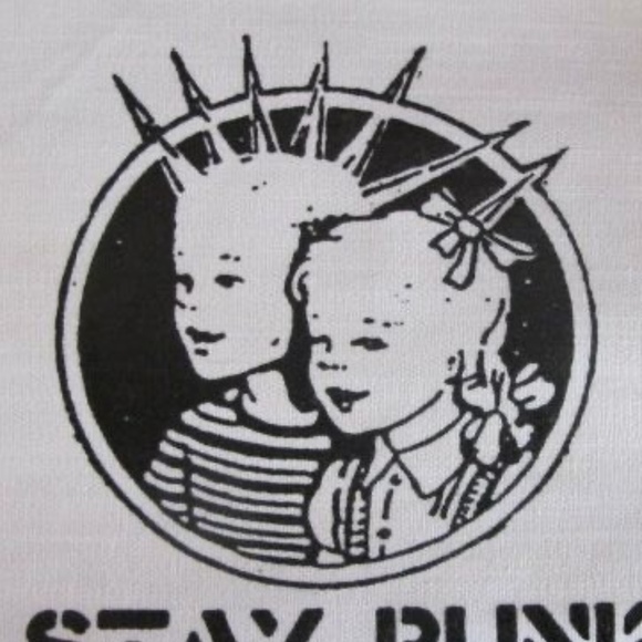 Meet your Posher, Odelia - Picture 1 of 1